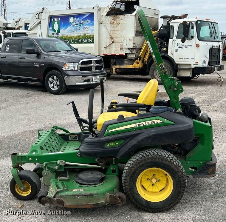 image for item KV9874 John Deere Z930M ZTR lawn mower