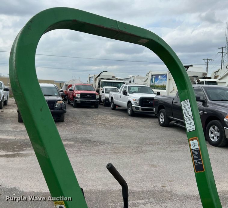 image for item KV9874 John Deere Z930M ZTR lawn mower