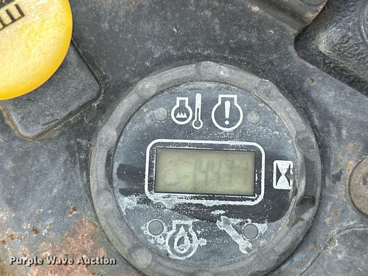 image for item KV9875 John Deere Z930M ZTR lawn mower