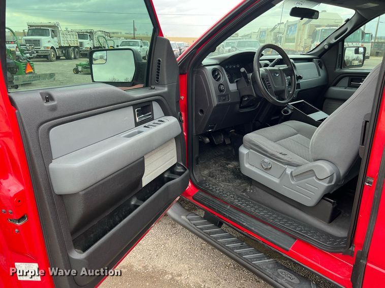 image for item KV9878 2013 Ford F150 SuperCab pickup truck