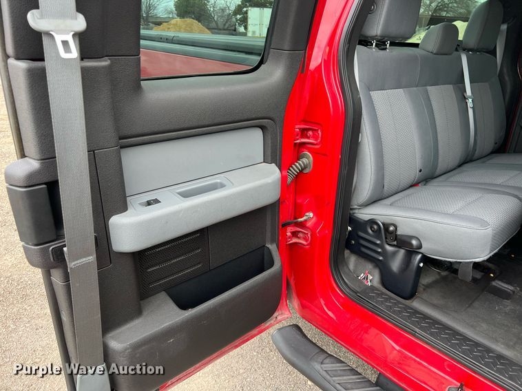 image for item KV9878 2013 Ford F150 SuperCab pickup truck