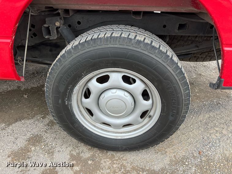 image for item KV9878 2013 Ford F150 SuperCab pickup truck