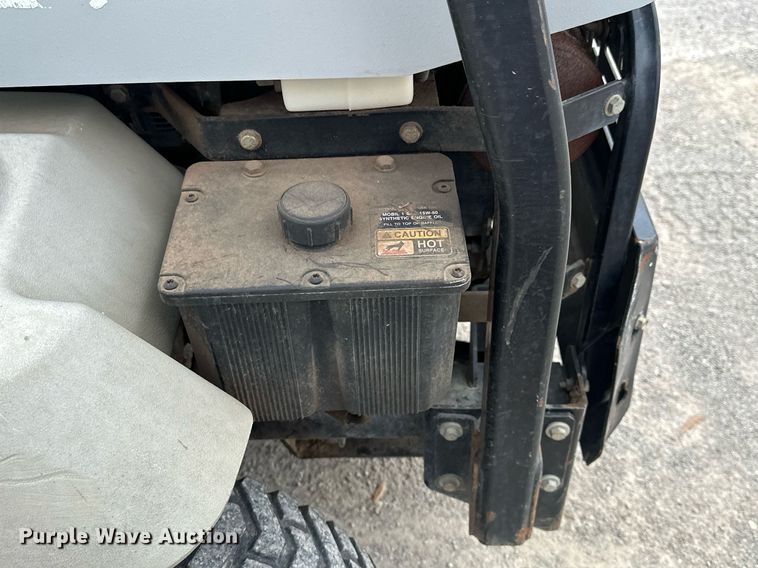 image for item KV9879 Exmark LXS25KD725 ZTR lawn mower