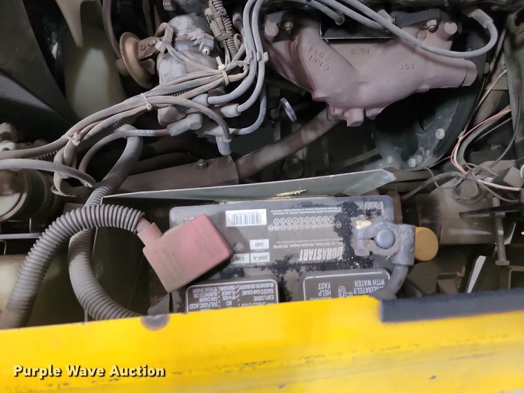 image for item LA9616 Yale GLP040AENUAE079 forklift