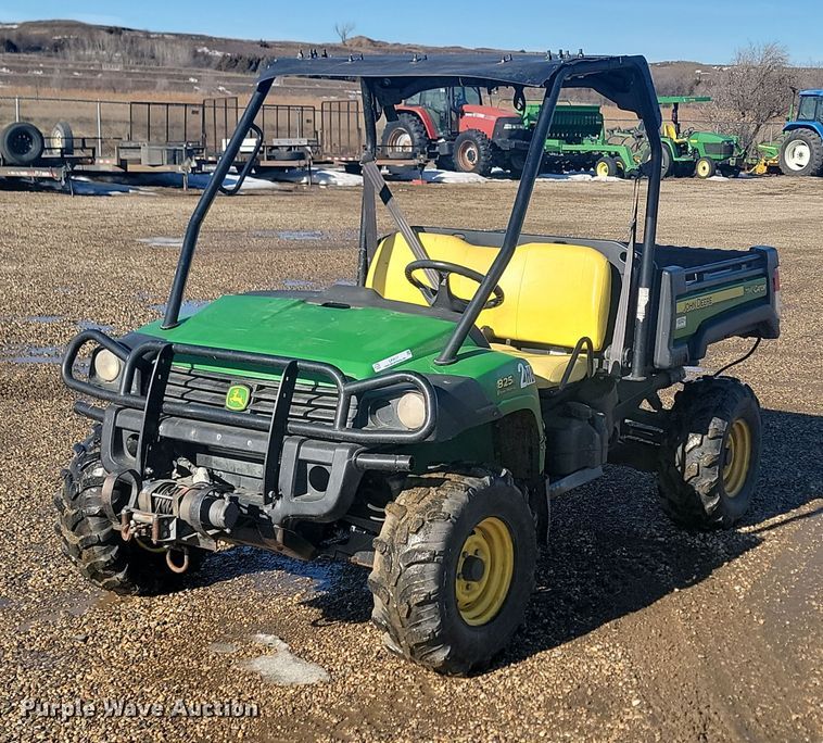 image for item LA9617 2013 John Deere 825i utility vehicle