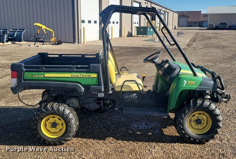image for item LA9617 2013 John Deere 825i utility vehicle