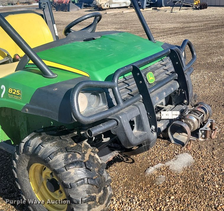 image for item LA9617 2013 John Deere 825i utility vehicle