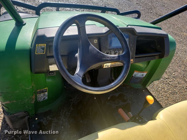 image for item LA9617 2013 John Deere 825i utility vehicle