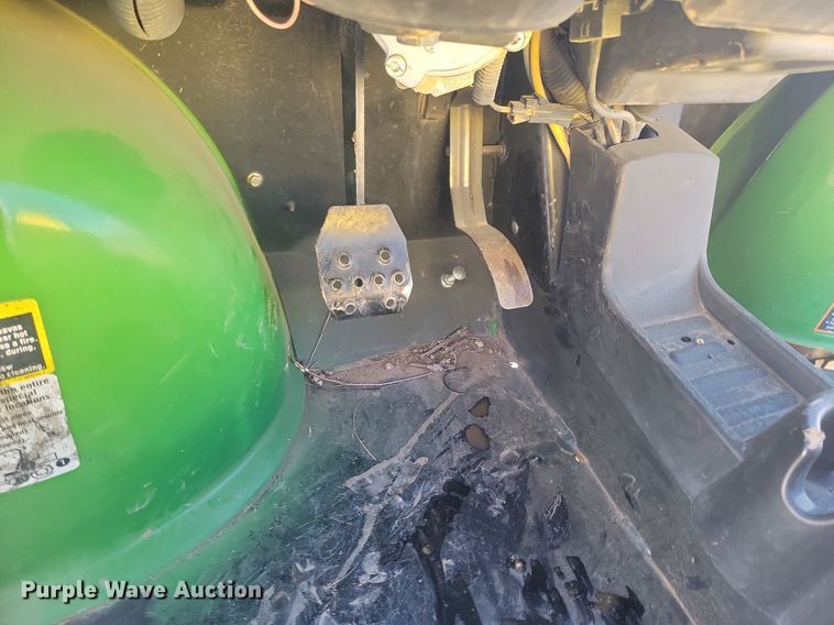 image for item LA9617 2013 John Deere 825i utility vehicle