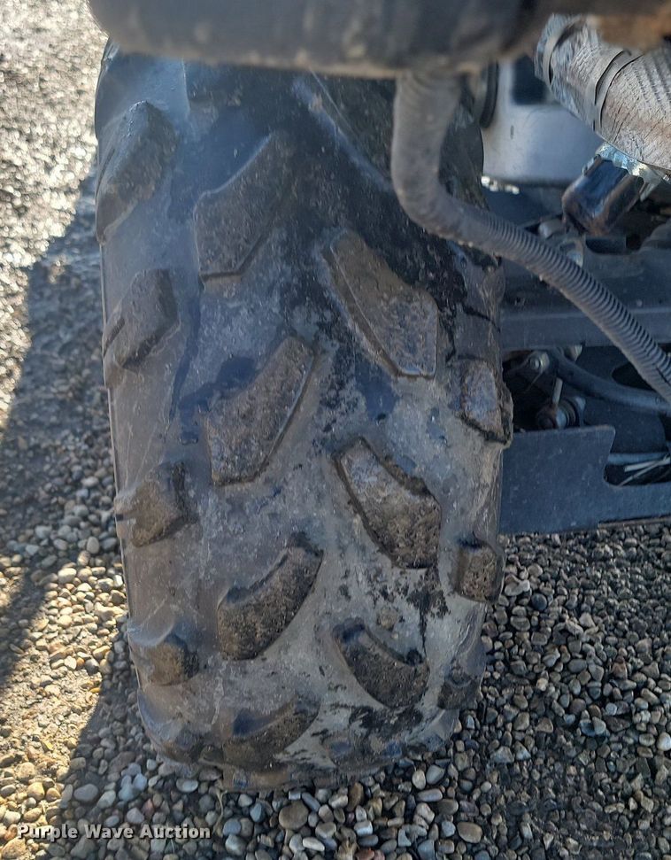 image for item LA9617 2013 John Deere 825i utility vehicle