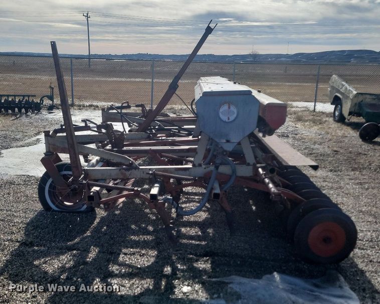 image for item LA9619 Melroe  Kirschmann grain drill