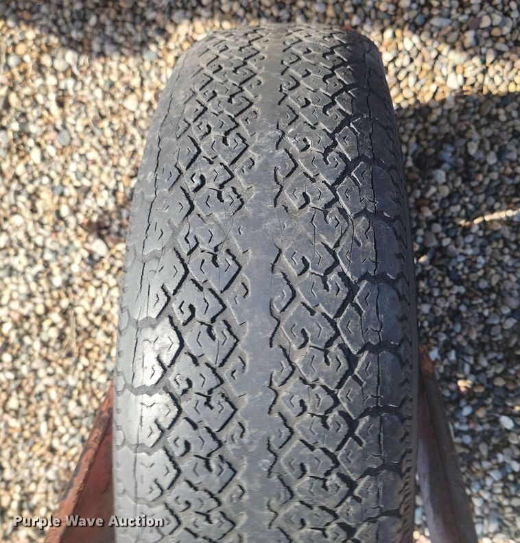 image for item LA9619 Melroe  Kirschmann grain drill