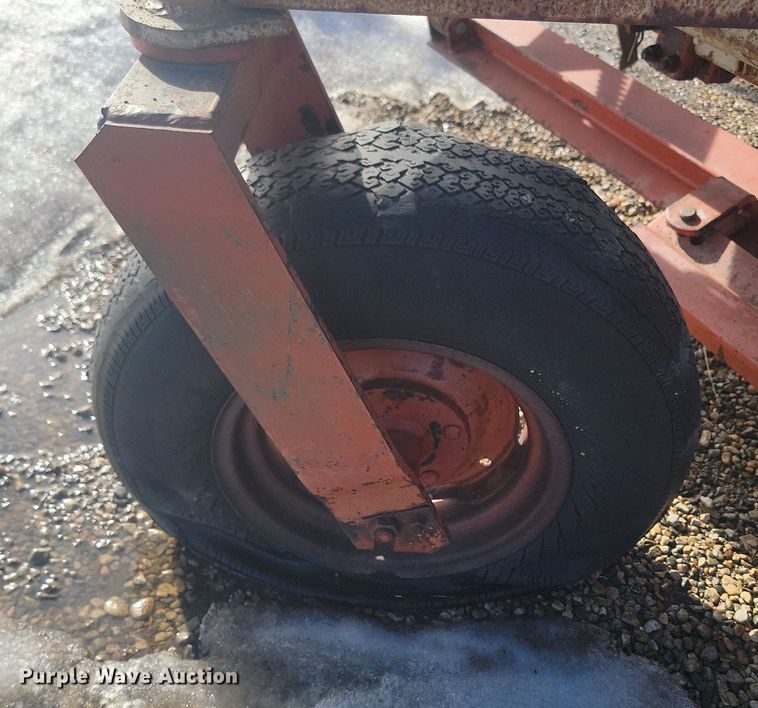 image for item LA9619 Melroe  Kirschmann grain drill