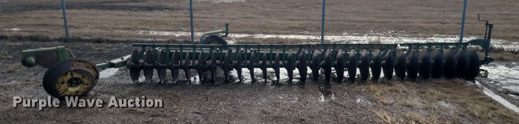 image for item LA9620 John Deere Sureflex Tiller disk