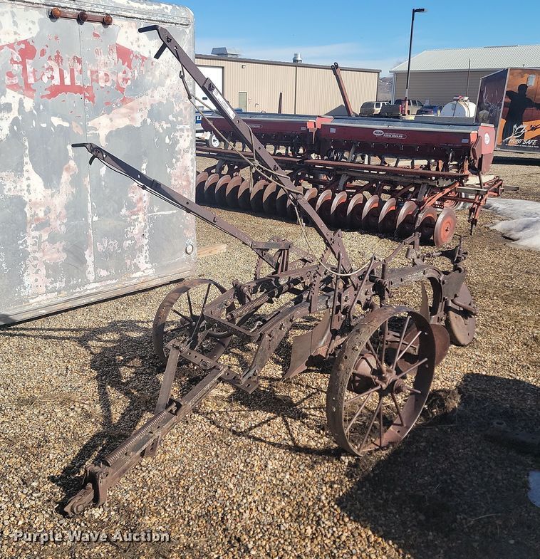 image for item LA9622 Two bottom plow