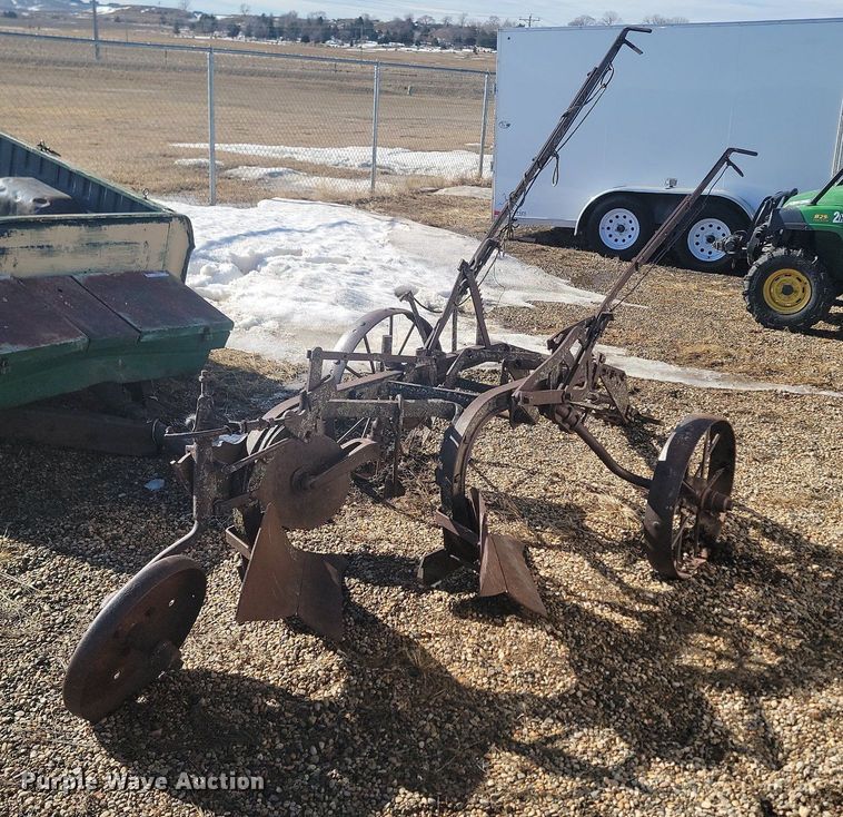 image for item LA9622 Two bottom plow