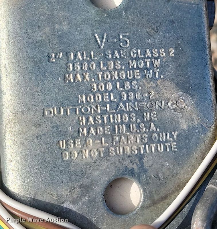 image for item LA9624 1996 Lund Pro V DLX boat