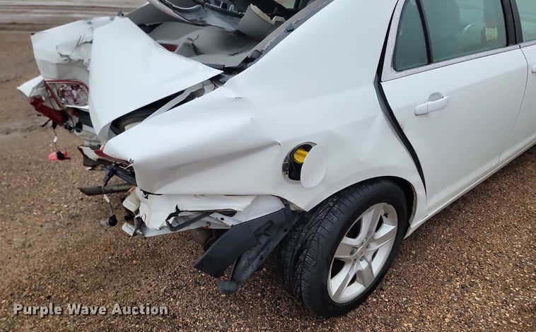 image for item LA9644 2011 Chevrolet  Malibu 