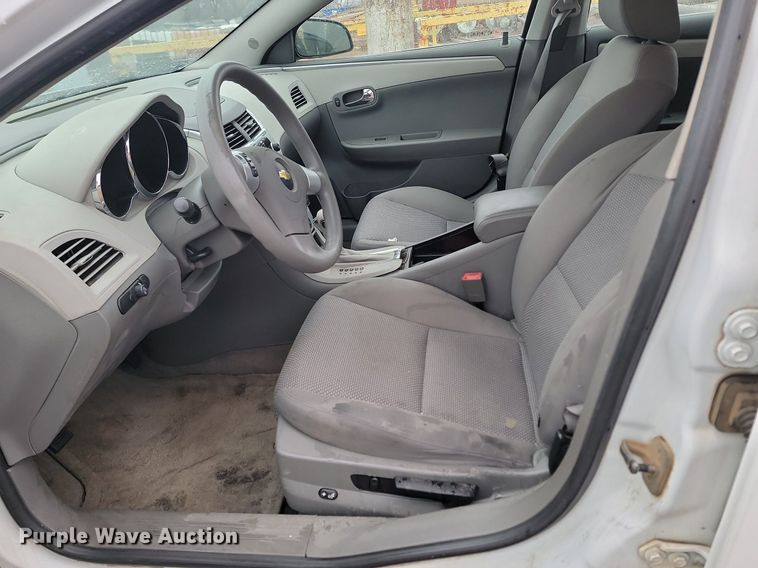 image for item LA9644 2011 Chevrolet  Malibu 