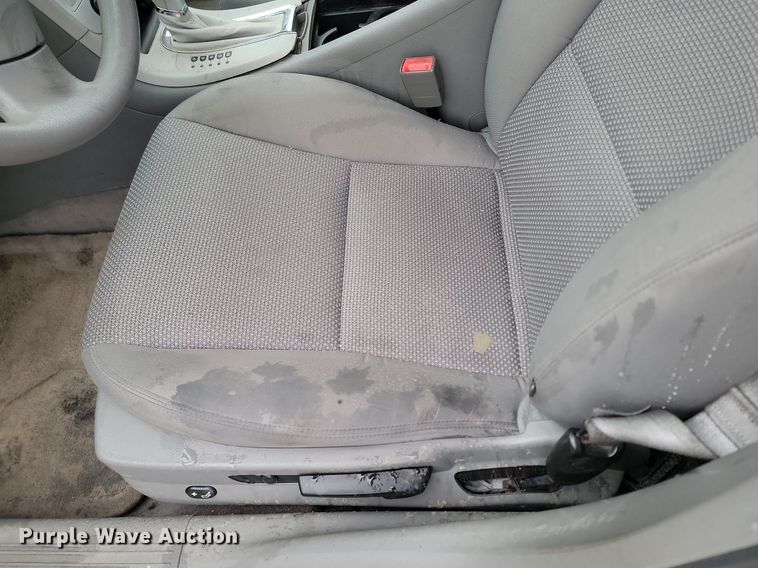 image for item LA9644 2011 Chevrolet  Malibu 