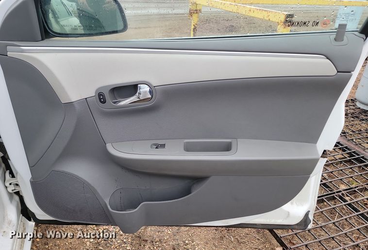 image for item LA9644 2011 Chevrolet  Malibu 