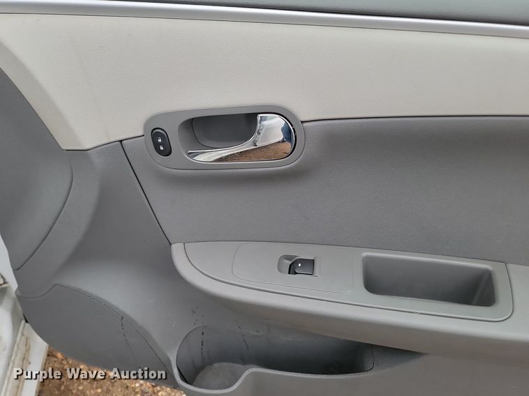 image for item LA9644 2011 Chevrolet  Malibu 