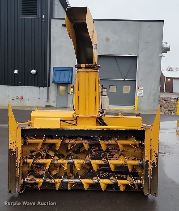 image for item LA9645 1998 RPM Tech LM 314 snow blower