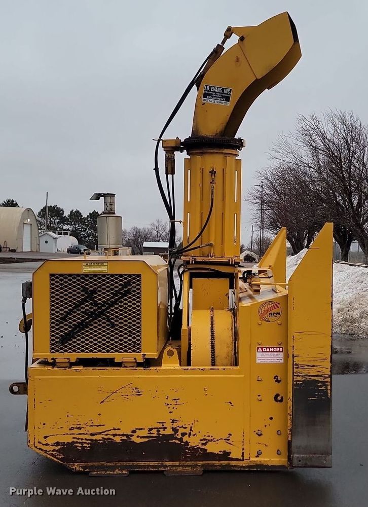 image for item LA9645 1998 RPM Tech LM 314 snow blower