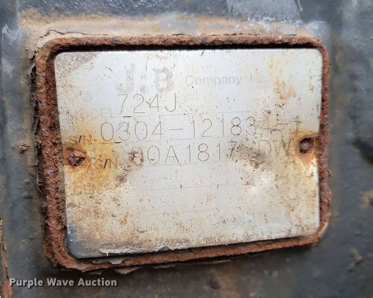 image for item LA9646 2004 John Deere 724J wheel loader