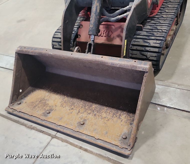 image for item LA9647 2013 Toro Dingo 22324 TX525 compact utility loader