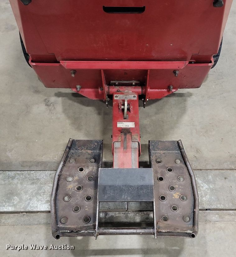 image for item LA9647 2013 Toro Dingo 22324 TX525 compact utility loader