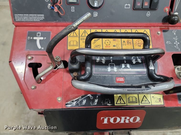 image for item LA9647 2013 Toro Dingo 22324 TX525 compact utility loader