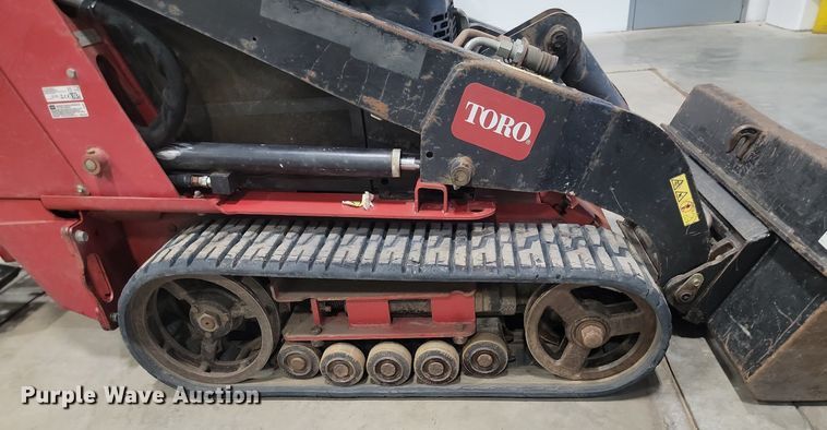 image for item LA9647 2013 Toro Dingo 22324 TX525 compact utility loader