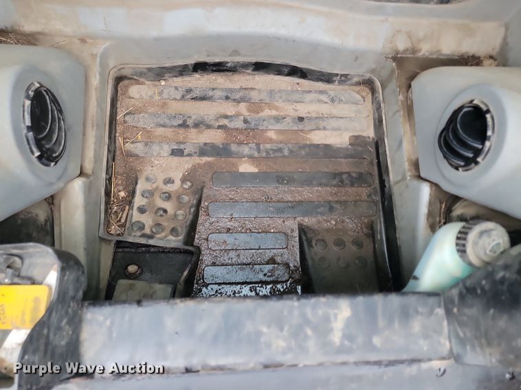 image for item LA9649 2013 Caterpillar 299DXHP tracked skid steer loader