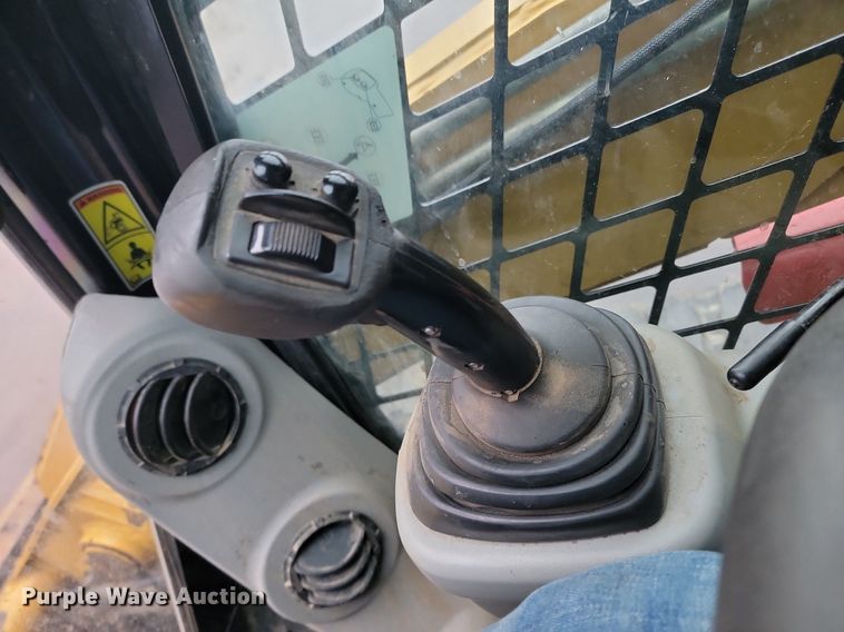 image for item LA9649 2013 Caterpillar 299DXHP tracked skid steer loader