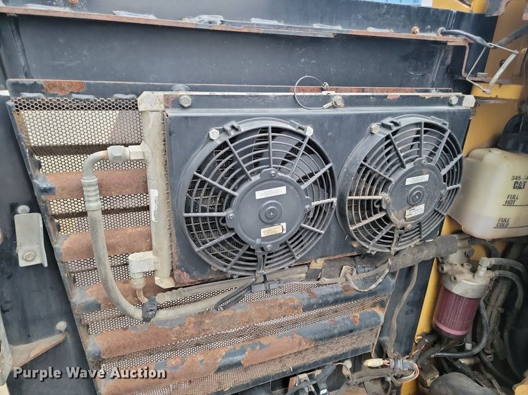 image for item LA9649 2013 Caterpillar 299DXHP tracked skid steer loader