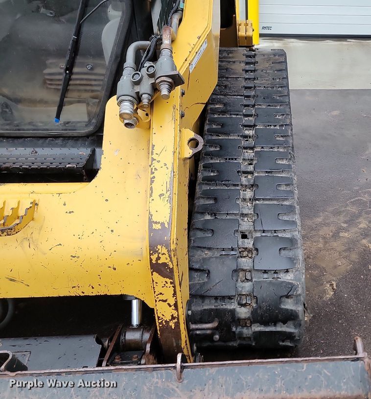 image for item LA9649 2013 Caterpillar 299DXHP tracked skid steer loader