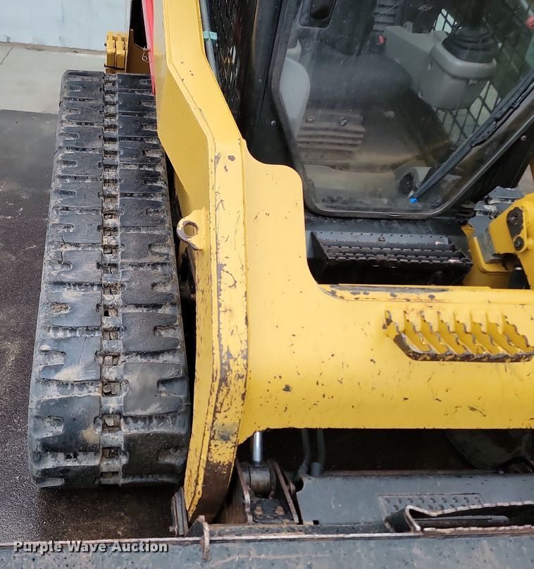 image for item LA9649 2013 Caterpillar 299DXHP tracked skid steer loader