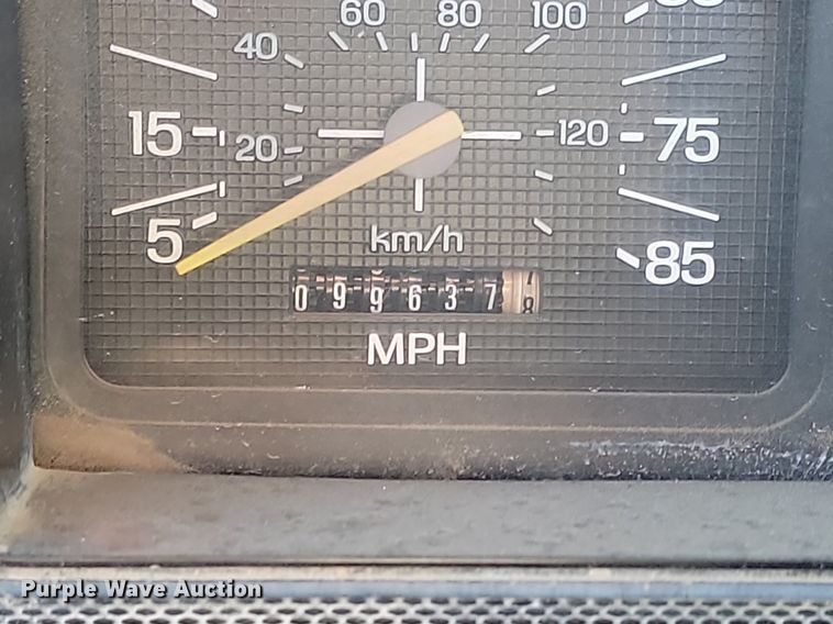 image for item LA9656 1984 Ford  F8000 truck cab and chassis