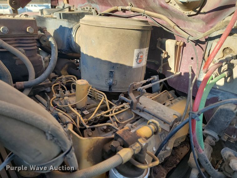 image for item LA9656 1984 Ford  F8000 truck cab and chassis