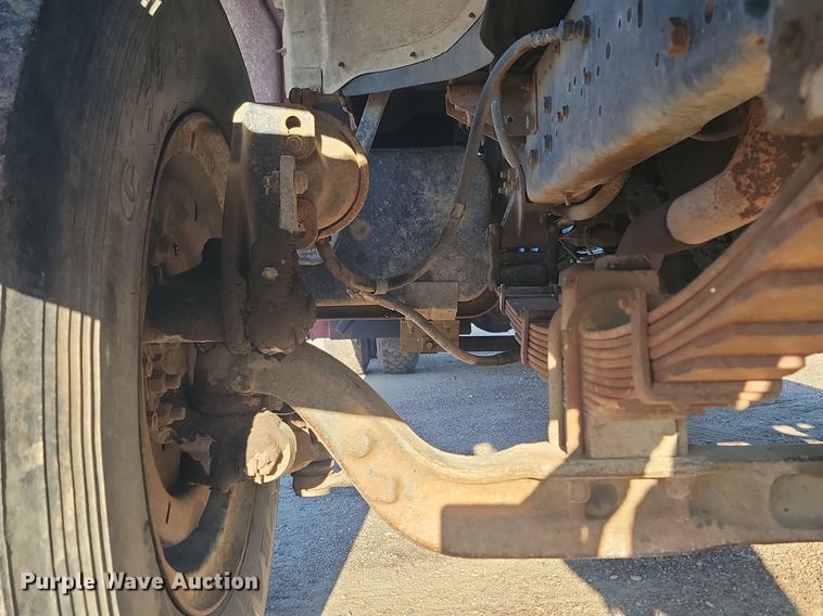 image for item LA9656 1984 Ford  F8000 truck cab and chassis