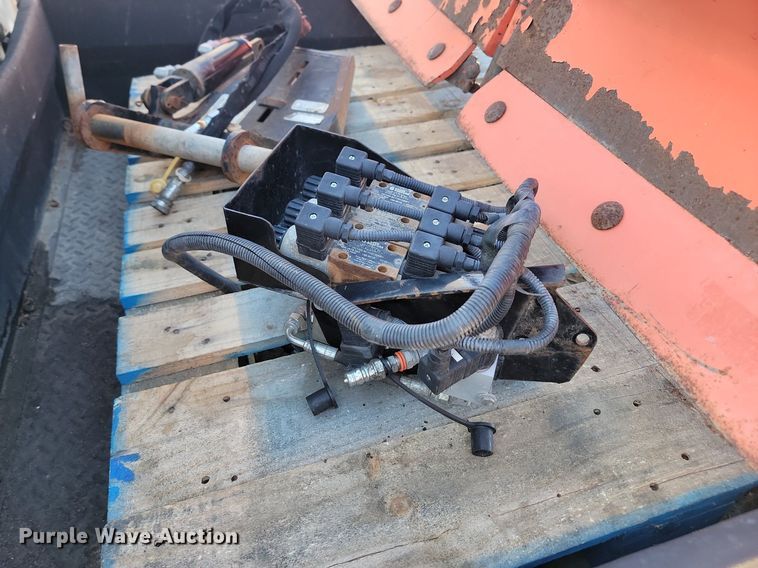 image for item LA9660 2010 Kubota  RTV1100 utility vehicle