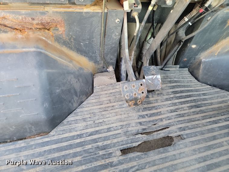 image for item LA9660 2010 Kubota  RTV1100 utility vehicle