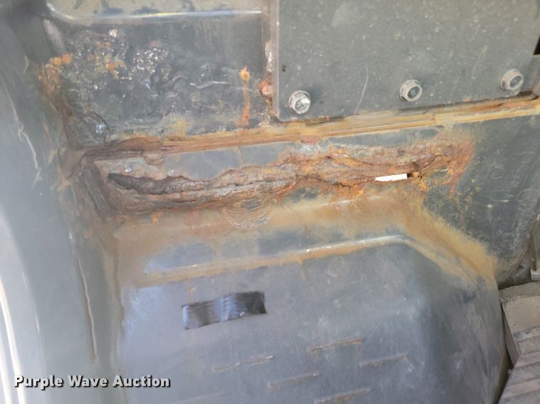 image for item LA9660 2010 Kubota  RTV1100 utility vehicle