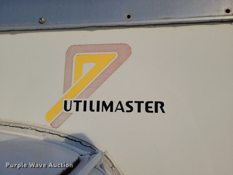 image for item LC9439 2005 Chevrolet Express G3500 box truck