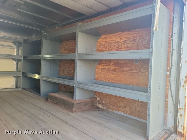 image for item LC9439 2005 Chevrolet Express G3500 box truck