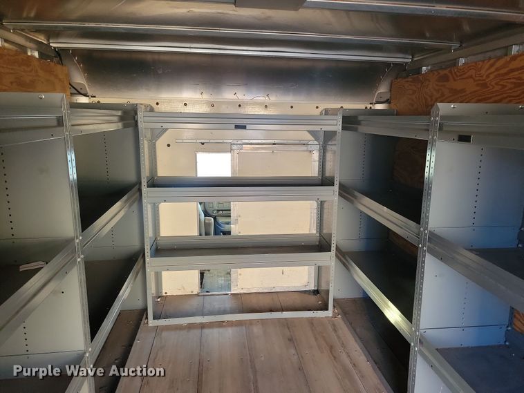 image for item LC9439 2005 Chevrolet Express G3500 box truck