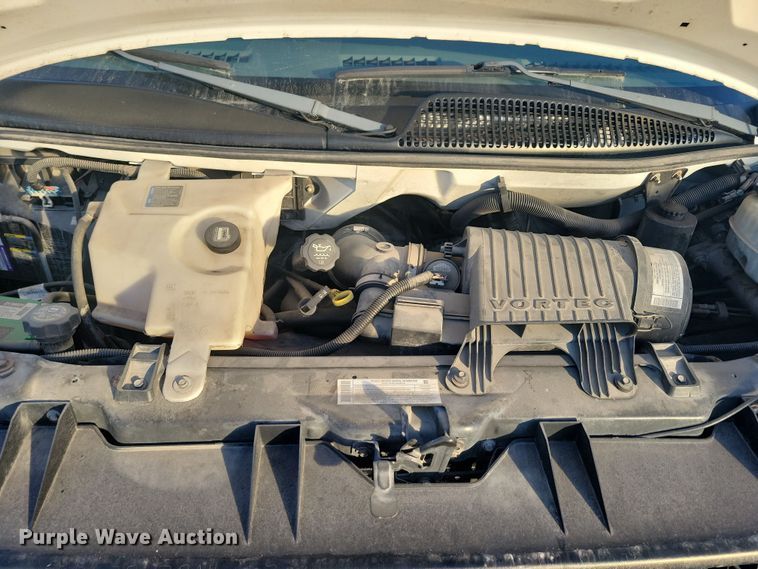 image for item LC9439 2005 Chevrolet Express G3500 box truck