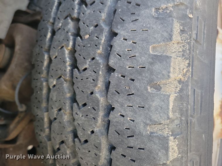 image for item LC9439 2005 Chevrolet Express G3500 box truck