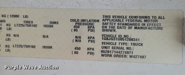 image for item LC9439 2005 Chevrolet Express G3500 box truck